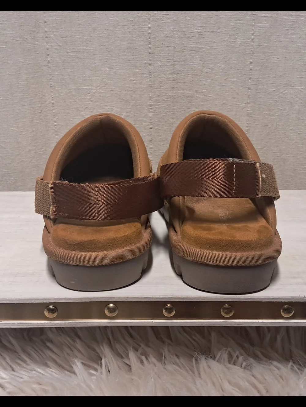 Koolaburra By UGG Suede Mule Clogs Size 10 - Picture 5 of 9